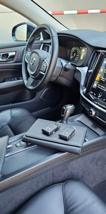 Volvo V60 cena 89900 przebieg: 115000, rok produkcji 2019 z Oława małe 667
